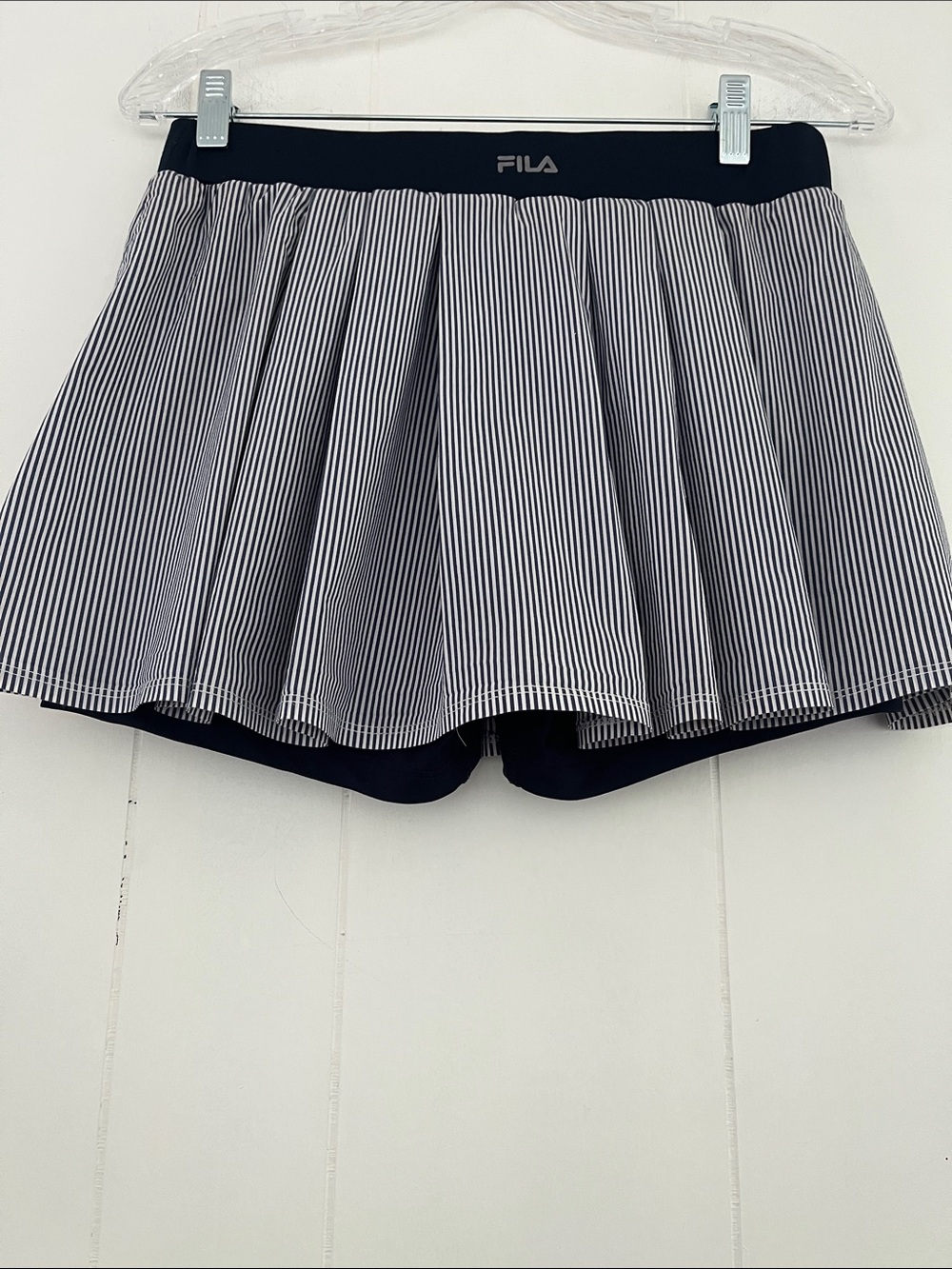 FILA Tennis Skirt Blue White Stripes Navy Shorts Size Medium - Picture 13 of 16